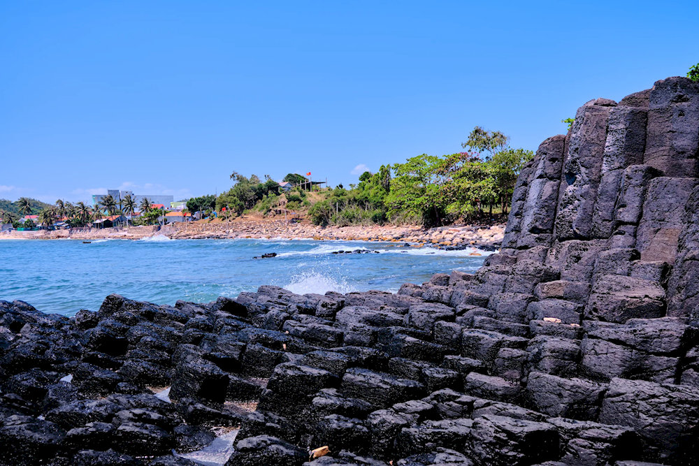 Cảnh quan độc đáo của Gành Đá Đĩa